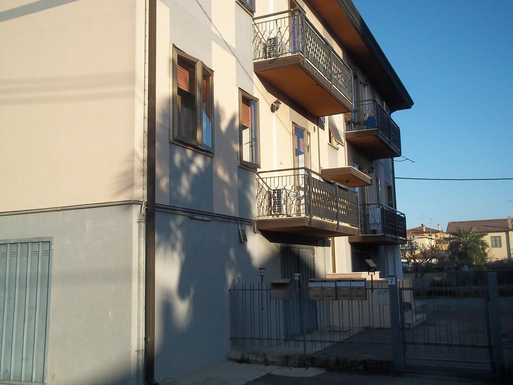Appartamento Gronda Lagunare Tessera Ngoại thất bức ảnh